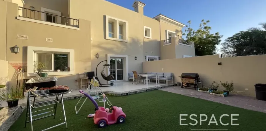 Villa en Arabian Ranches, Dubai, 3 dormitorios, 228 m², № 62079