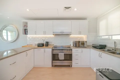 Villa à Springs 15, The Springs, Dubai, 3 chambres, 237 m², № 62068 - photo 6