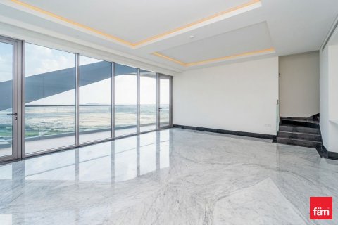 Квартира в Бизнес-Бэе, Дубай, 2 спальни, 214.8м², № 109768
