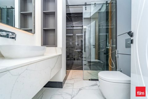 Снять в аренду квартиру в Бизнес-Бэе, Дубай: 2 спальни, 214.8м², № 109768 - фото 10