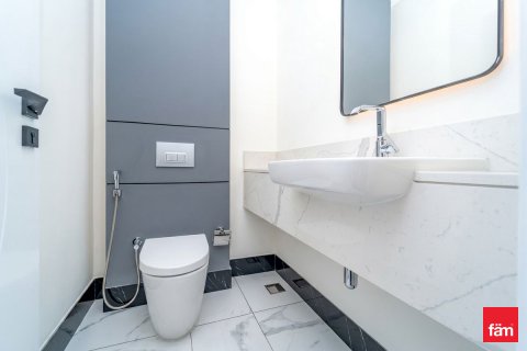 Снять в аренду квартиру в Бизнес-Бэе, Дубай: 2 спальни, 214.8м², № 109768 - фото 9