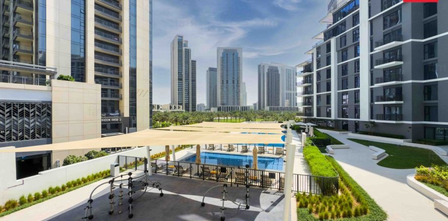 Apartamento en Dubai, 2 dormitorios, 104.7 m², № 60286