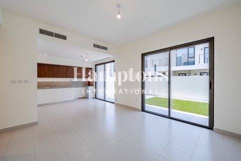 Снять в аренду виллу в Dubai South (Dubai World Central), Дубай: 4 спальни, 256.78389200м², № 94300 - фото 9