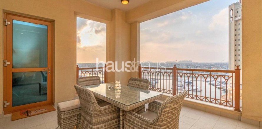 Appartement à Marina Residences, Palm Jumeirah, Dubai, 2 chambres, 161 m², № 44661
