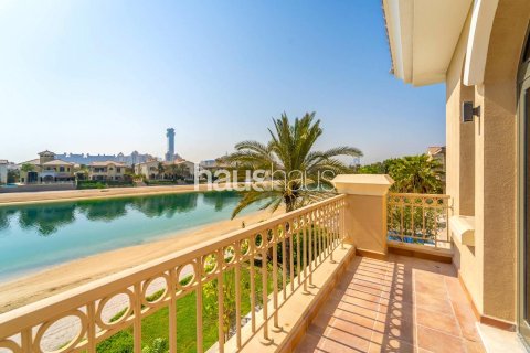 Villa en Garden Homes, Palm Jumeirah, Dubai, 4 dormitorios, 724 m², № 44662 - foto 17