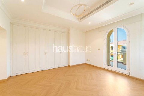 Villa en Garden Homes, Palm Jumeirah, Dubai, 4 dormitorios, 724 m², № 44662 - foto 6