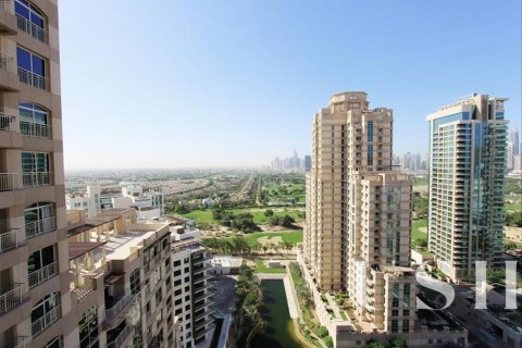 Apartment in The Views, Dubai 2 bedrooms, 125 sq.m. № 39665 - photo 16