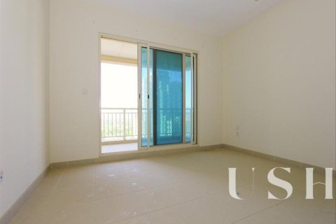 Apartment in The Views, Dubai 2 bedrooms, 125 sq.m. № 39665 - photo 18