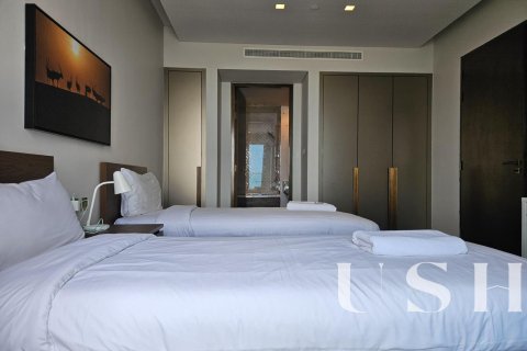 Apartment in Dubai Marina, Dubai 2 bedrooms, 115 sq.m. № 39673 - photo 13