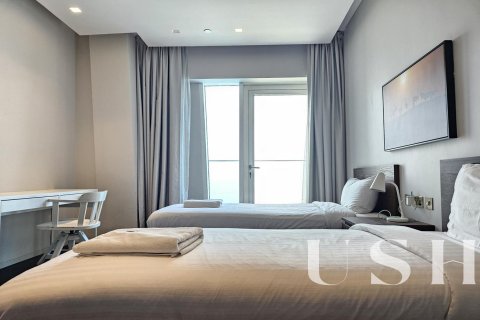 Apartment in Dubai Marina, Dubai 2 bedrooms, 115 sq.m. № 39673 - photo 12