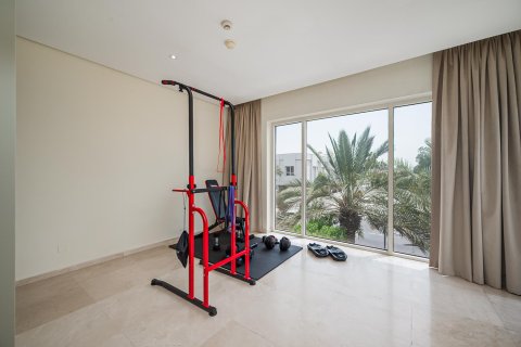 Villa in Umm Suqeim, Dubai 4 bedrooms, 1049.06 sq.m. № 142242 - photo 25