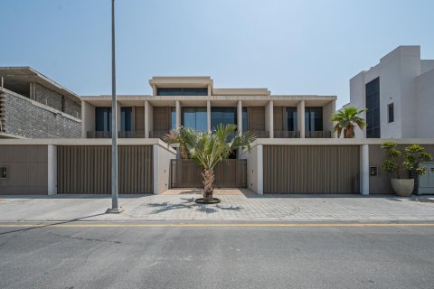 Villa in Dubai 5 bedrooms, 628.58 sq.m. № 142254 - photo 10