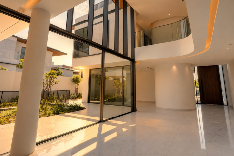 Villa in Tilal Al Ghaf, Dubai 5 bedrooms, 828 sq.m. № 142247 - photo 3
