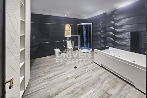 Villa en Al Mizhar, Dubai, 6 dormitorios, 1394 m², № 65829 - foto 16