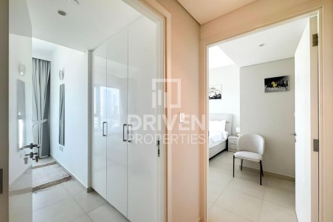 Apartment in Downtown Views II, Downtown Dubai (Downtown Burj Dubai), Dubai 2 bedrooms, 108 sq.m. № 20736 - photo 11