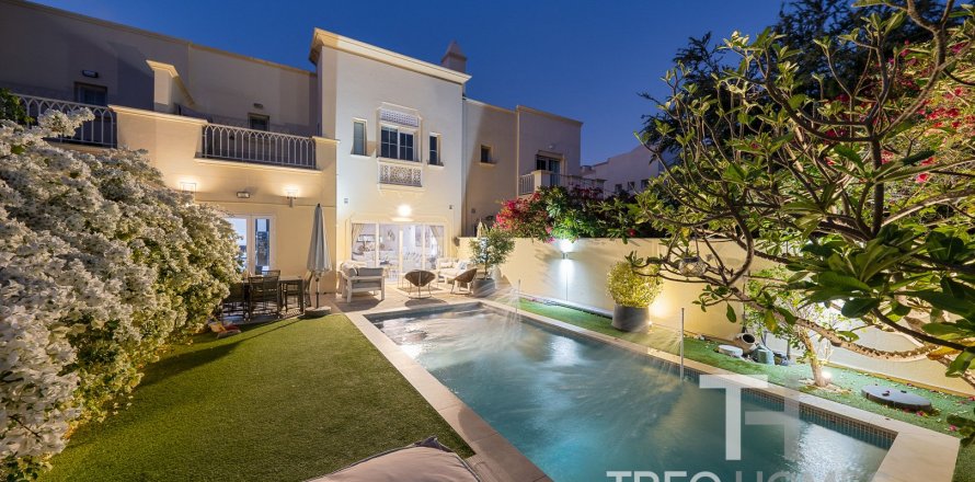 Таунхаус в The Springs, Дубай, 3 спальни, 228м², № 13395