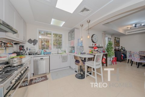 Купить виллу в Арабиан Ранчес, Дубай: 3 спальни, 272м², № 13402 - фото 10