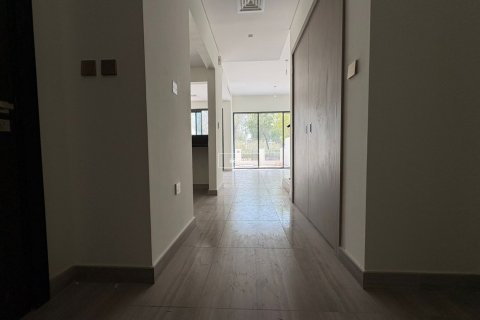 Снять в аренду таунхаус в Дубае: 3 спальни, 150м², № 42519 - фото 4