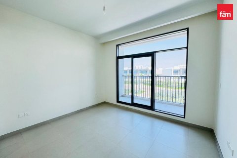 Villa à Dubai, 5 chambres, 371.4 m², № 115634 - photo 5
