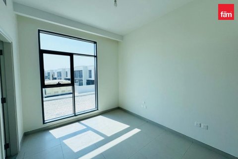 Villa à Dubai, 5 chambres, 371.4 m², № 115634 - photo 8
