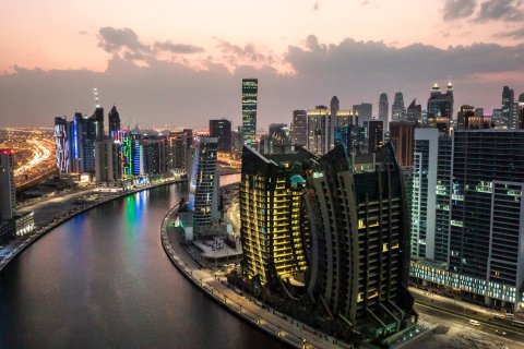 Квартира в DaVinci Tower в Бизнес-Бэе, Дубай, 2 спальни, № 103932