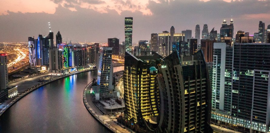 Appartement à DaVinci Tower à Business Bay, Dubai, 2 chambres, № 103932