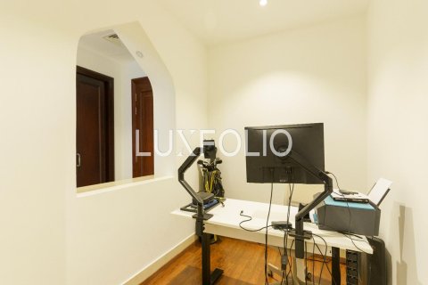 Apartment in Old Town, Dubai 3 bedrooms, 164 sq.m. № 45469 - photo 4