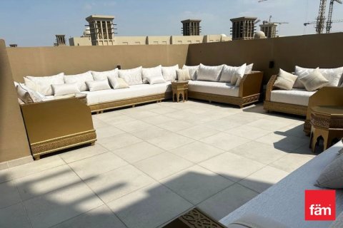 Ático en Umm Suqeim, Dubai, 4 dormitorios, 347.8 m², № 96477 - foto 21