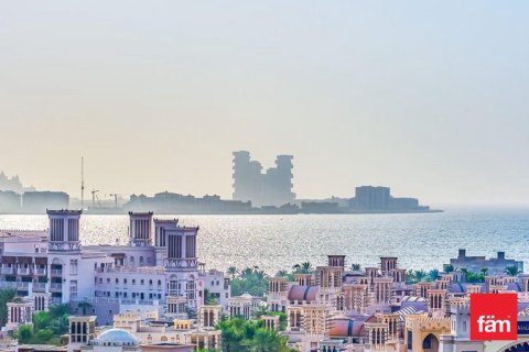 Ático en Umm Suqeim, Dubai, 4 dormitorios, 347.8 m², № 96477 - foto 24