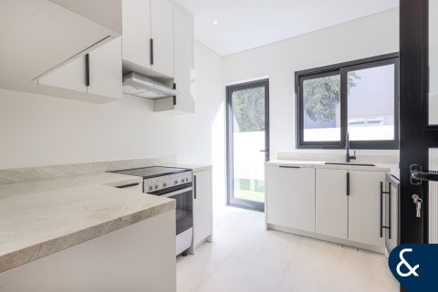 Villa à Arabian Ranches, Dubai, 5 chambres, 544 m², № 98391 - photo 9