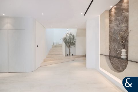 Villa à Arabian Ranches, Dubai, 5 chambres, 544 m², № 98391 - photo 8