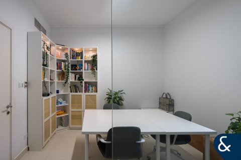 Купить виллу в Springs 11, The Springs, Дубай: 3 спальни, 228м², № 98389 - фото 11