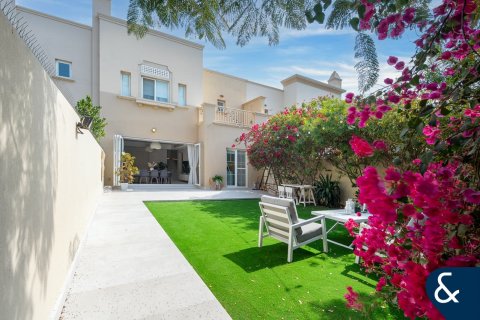 Купить виллу в Springs 11, The Springs, Дубай: 3 спальни, 228м², № 98389 - фото 23