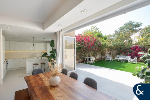 Купить виллу в Springs 11, The Springs, Дубай: 3 спальни, 228м², № 98389 - фото 5