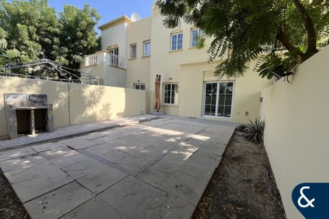 Вилла в The Springs, Дубай, 2 спальни, 157м², № 98626