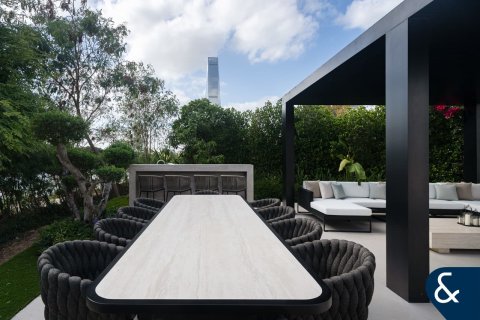 Villa in Jumeirah Islands, Dubai 5 bedrooms, 576 sq.m. № 98624 - photo 30