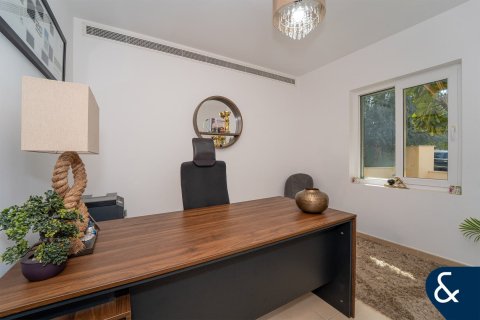 Villa in Arabian Ranches, Dubai 7 bedrooms, 645 sq.m. № 98627 - photo 22