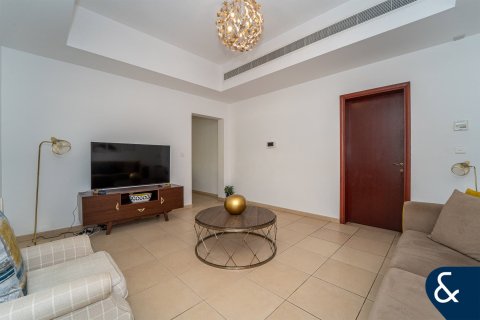 Villa in Arabian Ranches, Dubai 7 bedrooms, 645 sq.m. № 98627 - photo 20