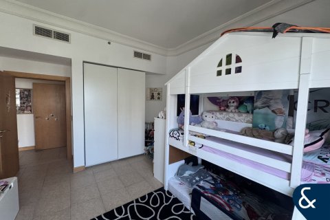 Apartment in Shoreline Apartments, Palm Jumeirah, Dubai 3 bedrooms, 206 sq.m. № 98625 - photo 14