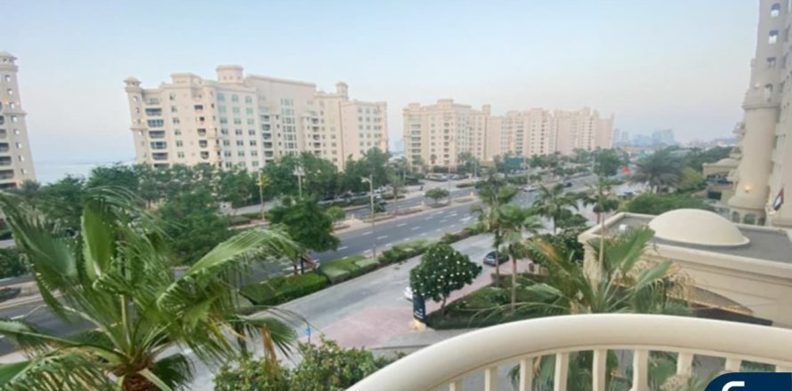 Apartment in Shoreline Apartments, Palm Jumeirah, Dubai 3 bedrooms, 206 sq.m. № 98625