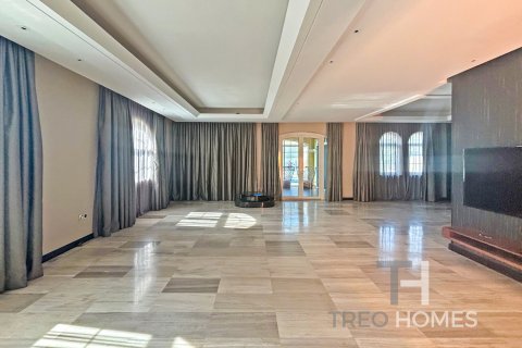 Villa in Legacy, Jumeirah Park, Dubai 5 bedrooms, 436 sq.m. № 13489 - photo 8