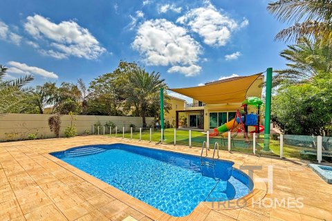 Villa à Legacy, Jumeirah Park, Dubai, 4 chambres, 403 m², № 13477 - photo 3