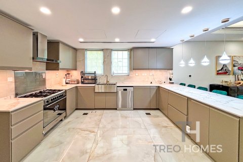 Villa à Legacy, Jumeirah Park, Dubai, 4 chambres, 403 m², № 13477 - photo 13