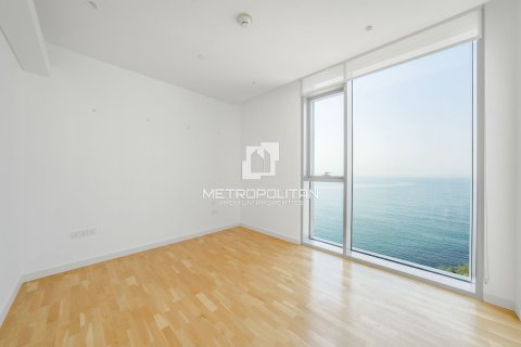 Apartment in Bluewaters Residences, Bluewaters, Dubai 4 bedrooms, 228 sq.m. № 14826 - photo 20