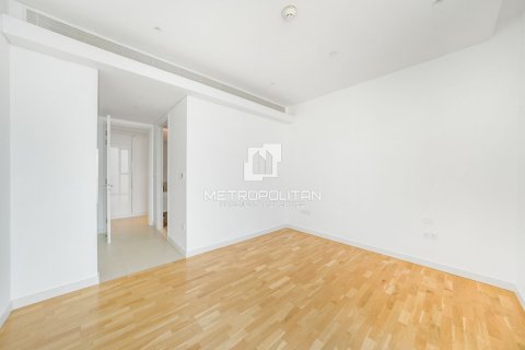 Apartment in Bluewaters Residences, Bluewaters, Dubai 4 bedrooms, 228 sq.m. № 14826 - photo 21