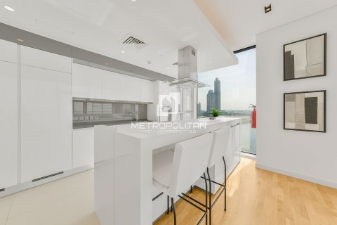 Apartment in Bluewaters Residences, Bluewaters, Dubai 4 bedrooms, 228 sq.m. № 14826 - photo 9