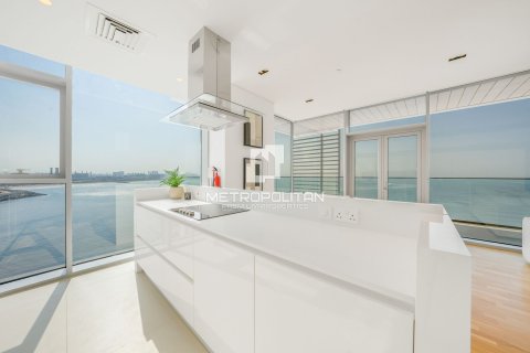 Apartment in Bluewaters Residences, Bluewaters, Dubai 4 bedrooms, 228 sq.m. № 14826 - photo 15