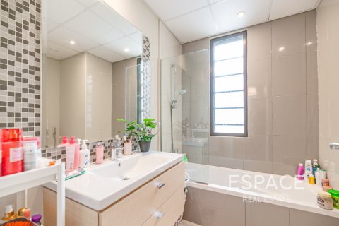 Купить виллу в Дубае: 5 спален, 234м², № 71082 - фото 8