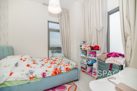 Купить виллу в Дубае: 5 спален, 234м², № 71082 - фото 6