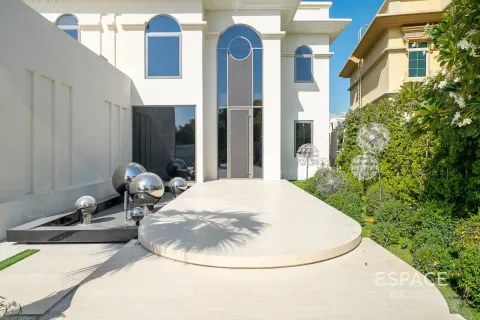 Villa in Jumeirah Islands, Dubai 5 bedrooms, 526 sq.m. № 71072 - photo 19